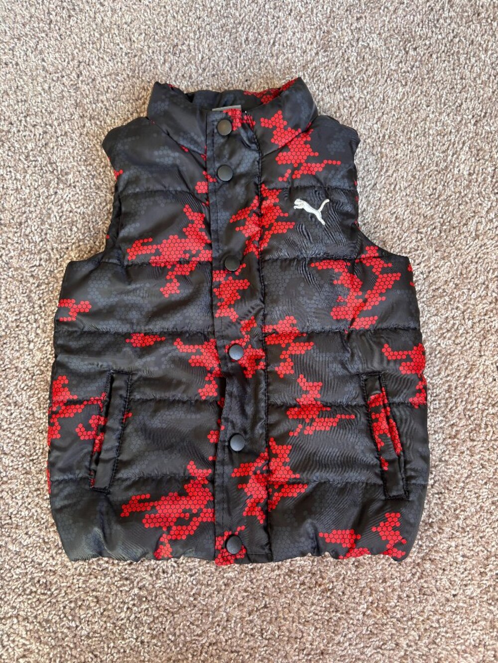 Size 3 Puma Puffer Vest in Black and Red Digital Camo